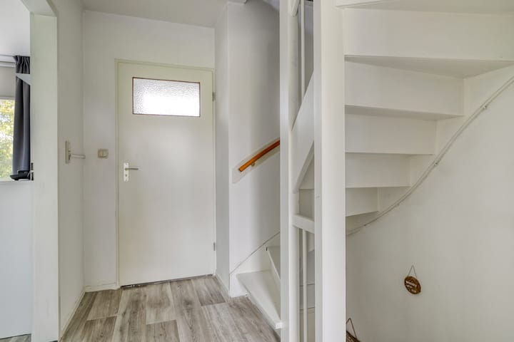 Photo 19 of Irisstraat 18