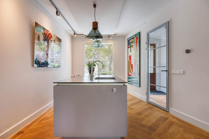 Photo 4 of Haarlemmerweg 42-B