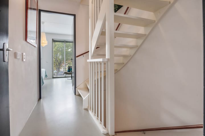 Photo 29 of Haarlemmerweg 42-B