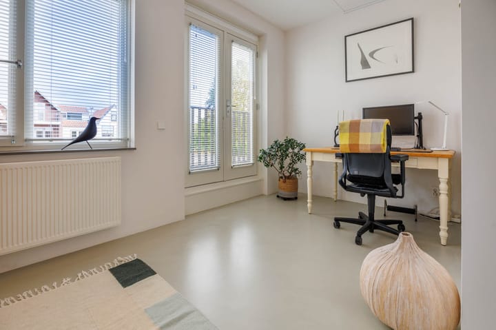 Photo 34 of Haarlemmerweg 42-B