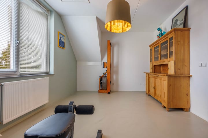 Photo 47 of Haarlemmerweg 42-B