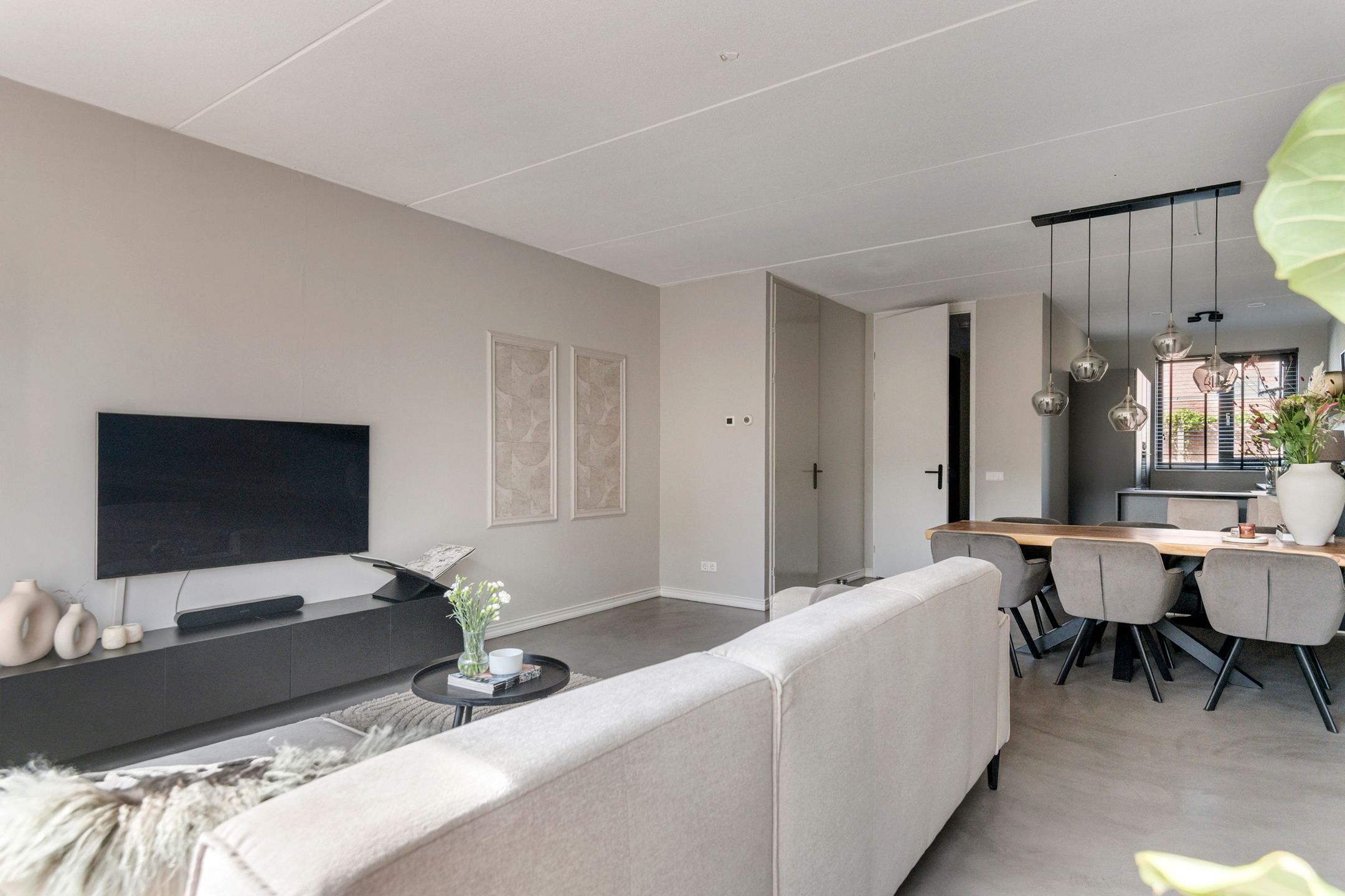 Foto 9 van Zonnebaars 5