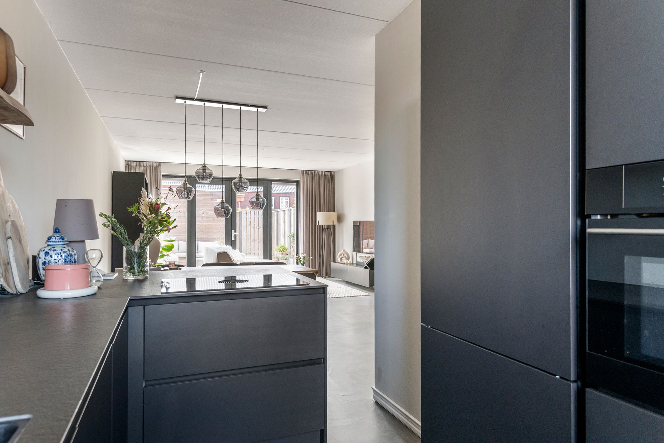 Foto 15 van Zonnebaars 5