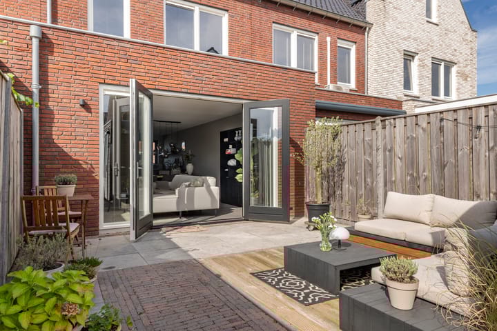 Foto 25 van Zonnebaars 5