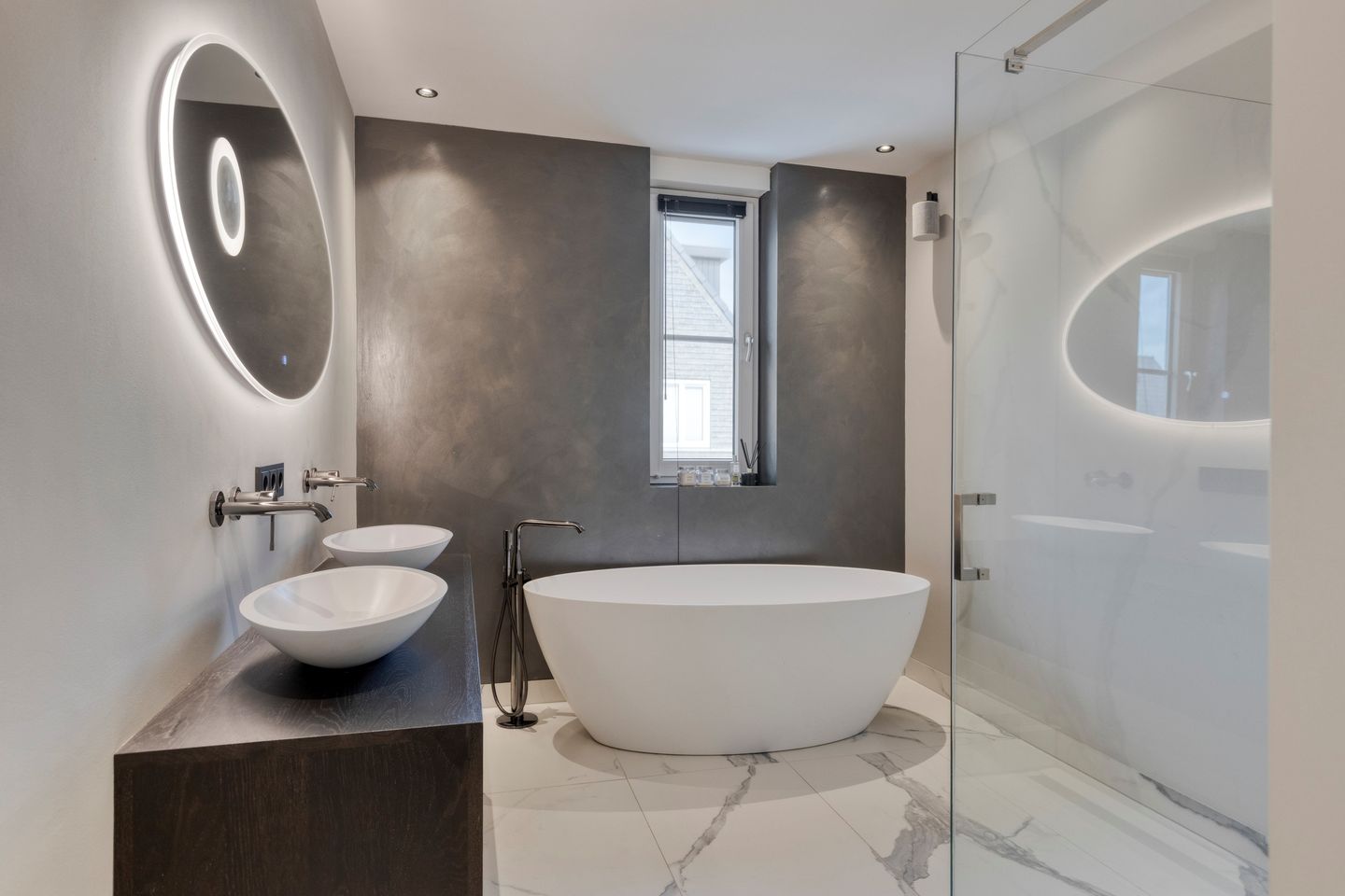 Photo 4 of Turfsteker 6