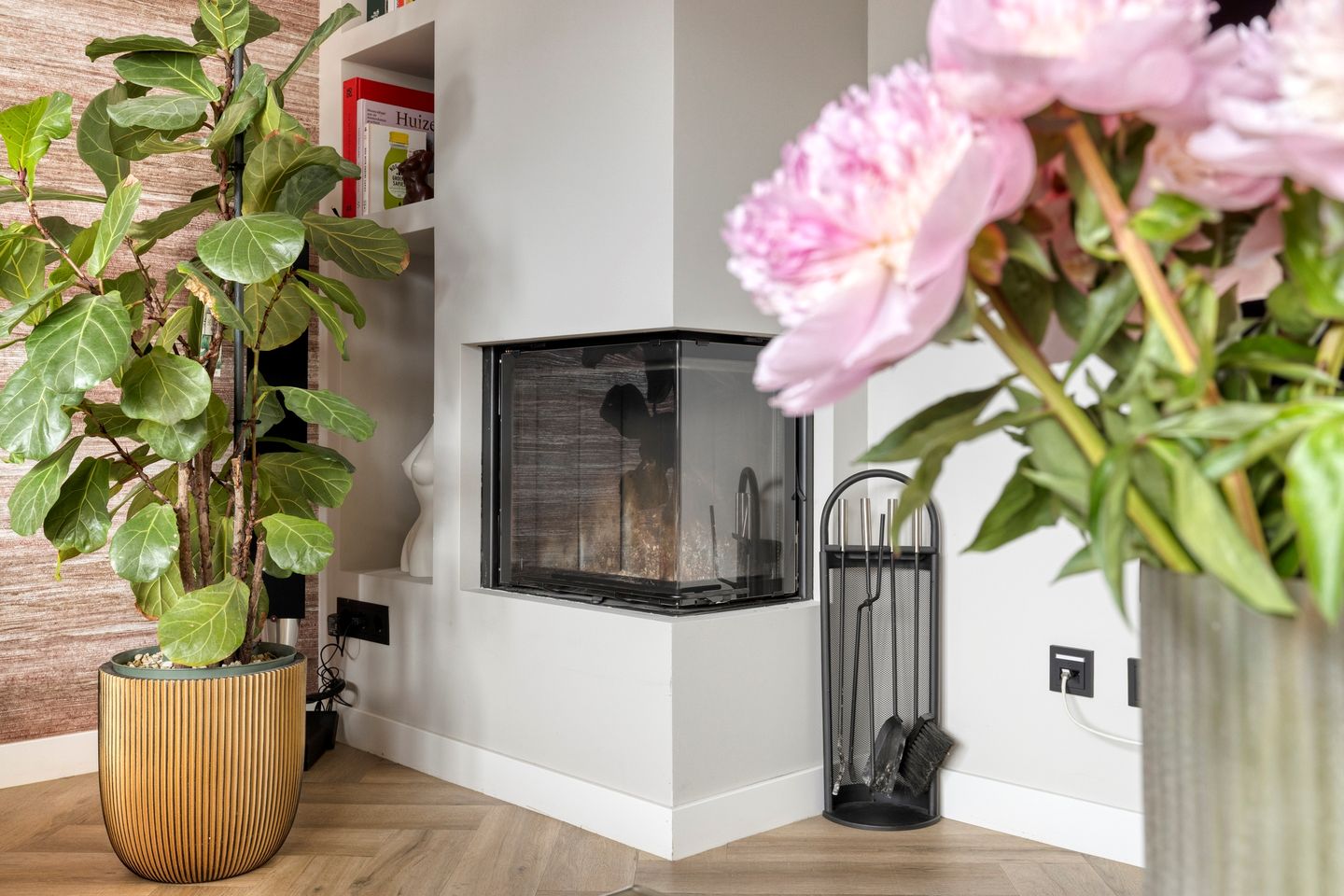 Photo 10 of Turfsteker 6