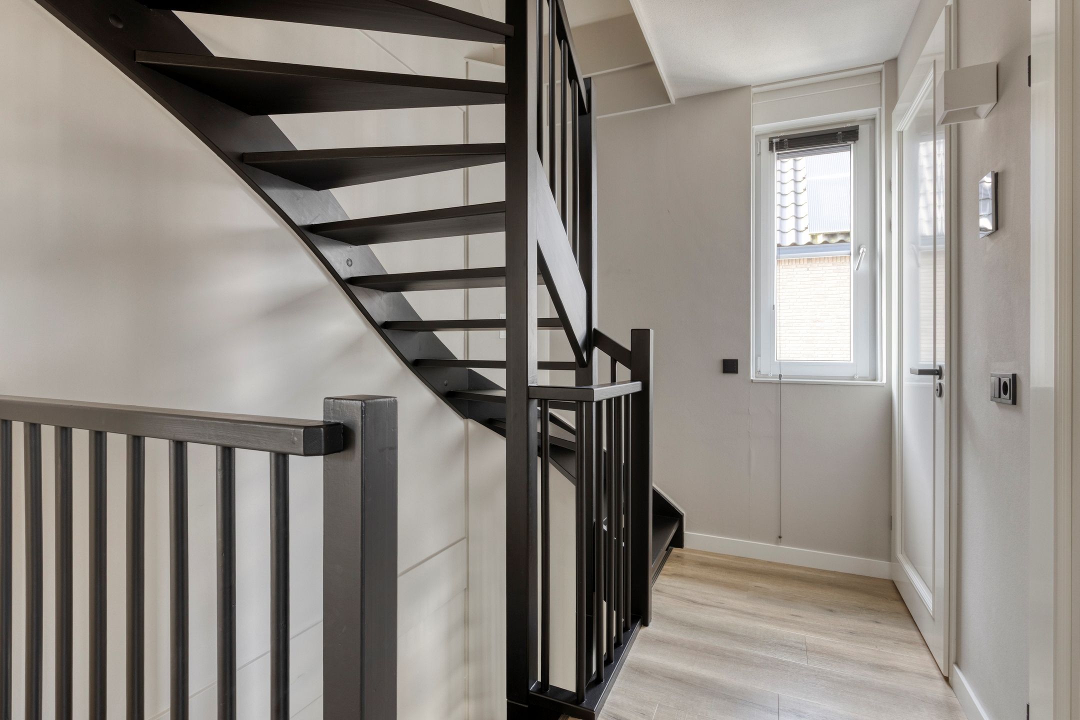 Photo 36 of Turfsteker 6