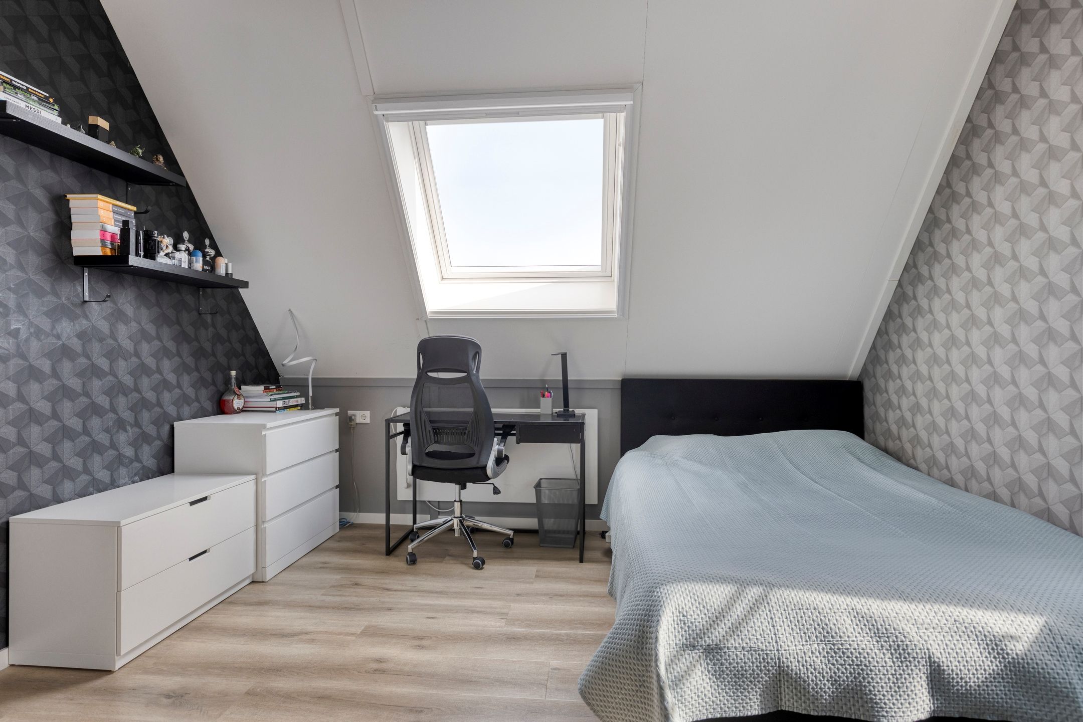 Photo 39 of Turfsteker 6