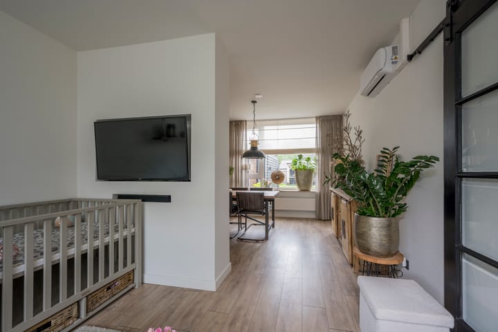 Foto 4 van De Ruyterstraat 45