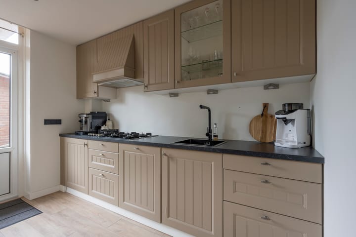 Foto 10 van De Ruyterstraat 45