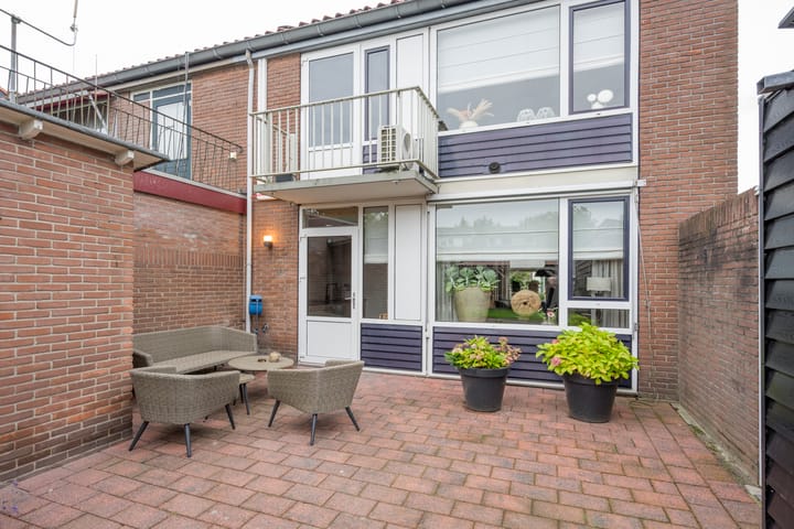 Foto 28 van De Ruyterstraat 45