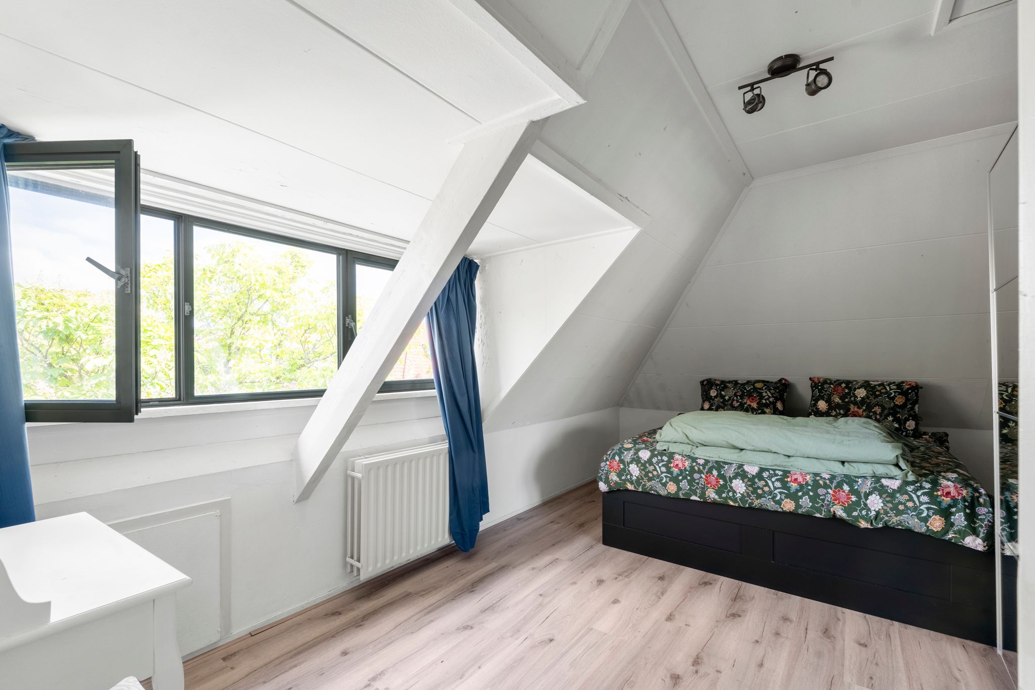 Foto 24 van Heliotroopstraat 11