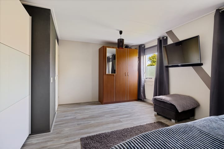 Photo 24 of Hazzelnútstrjitte 2