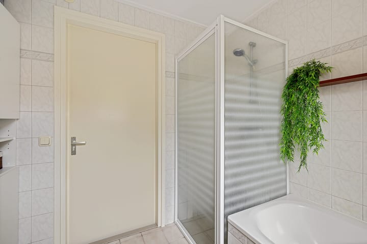 Photo 30 of Hazzelnútstrjitte 2