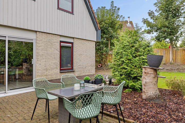 Photo 35 of Hazzelnútstrjitte 2