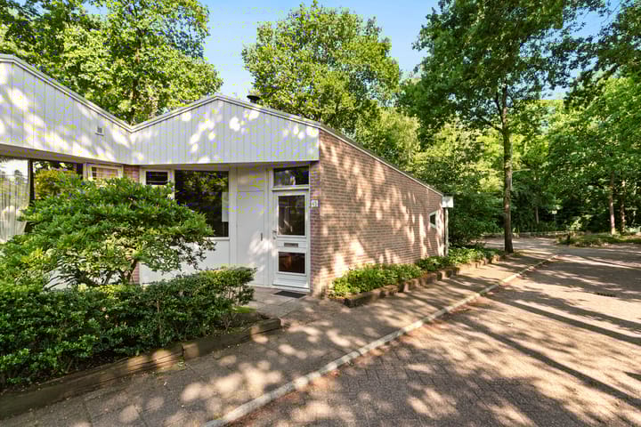 Foto 1 van Burgemeester Korthals Alteslaan 45