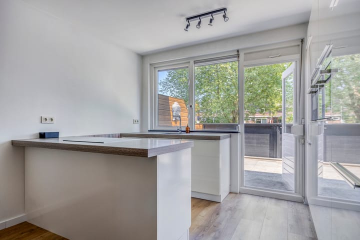 Foto 16 van Medeaschouw 6