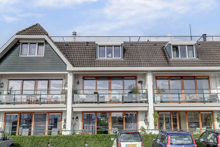 Foto 43 van Oud-Loosdrechtsedijk 207-40