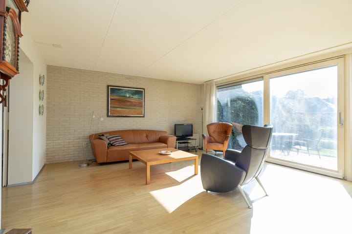 Foto 12 van Weegbree 11