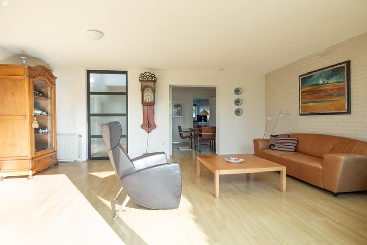 Foto 16 van Weegbree 11