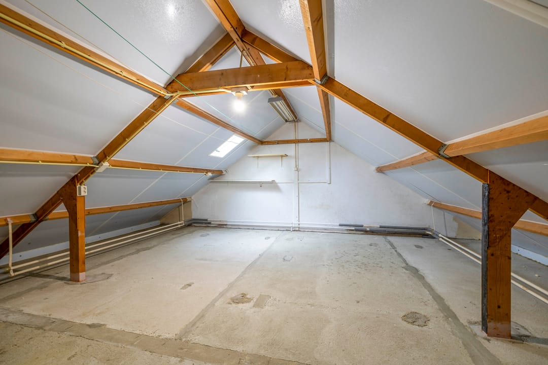 Photo 13 of Heilige Stoel 4206