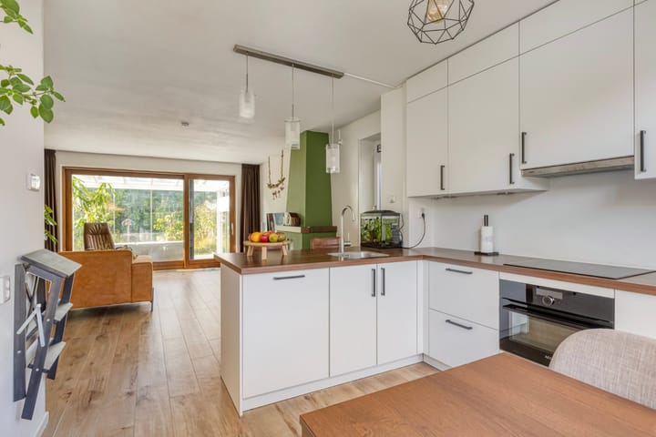 Foto 18 van Cosmeaduin 17