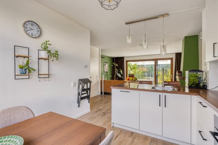 Foto 20 van Cosmeaduin 17