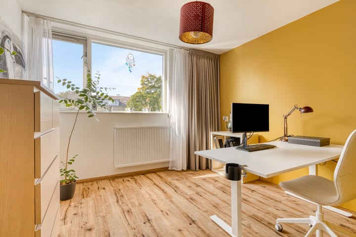 Foto 25 van Cosmeaduin 17