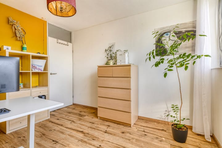 Foto 26 van Cosmeaduin 17