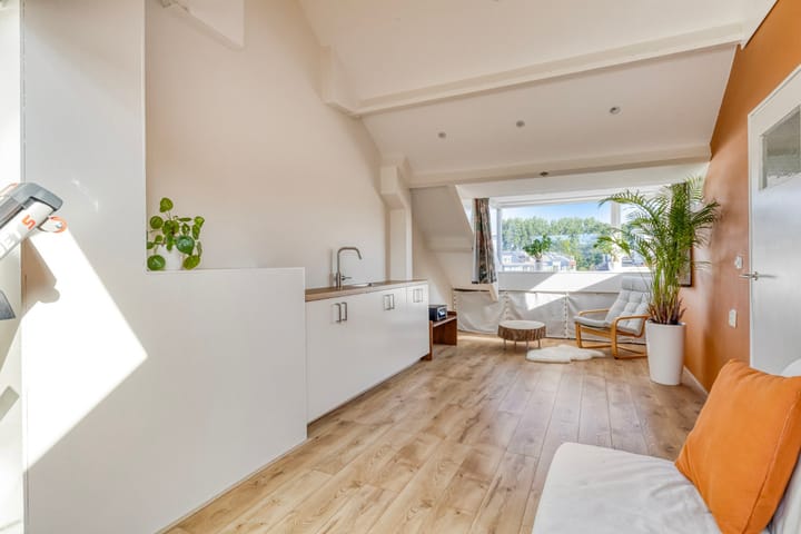 Foto 29 van Cosmeaduin 17