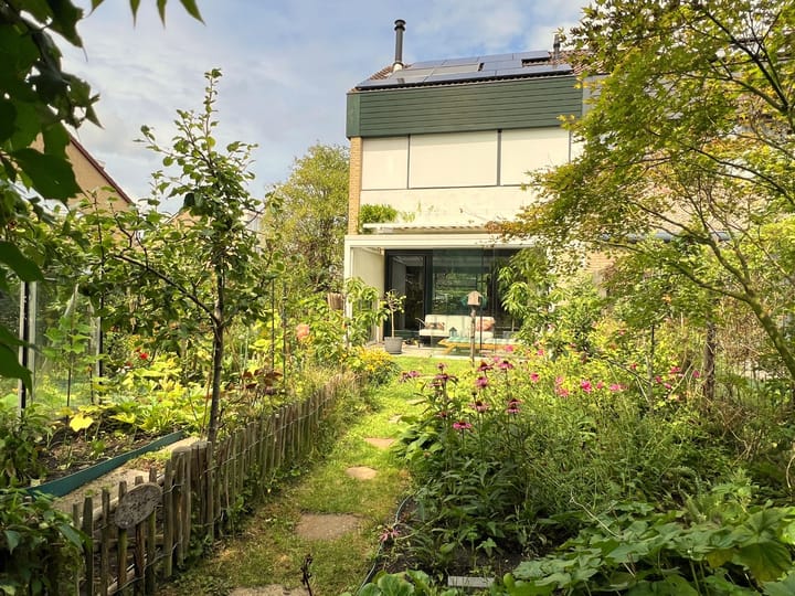 Foto 34 van Cosmeaduin 17