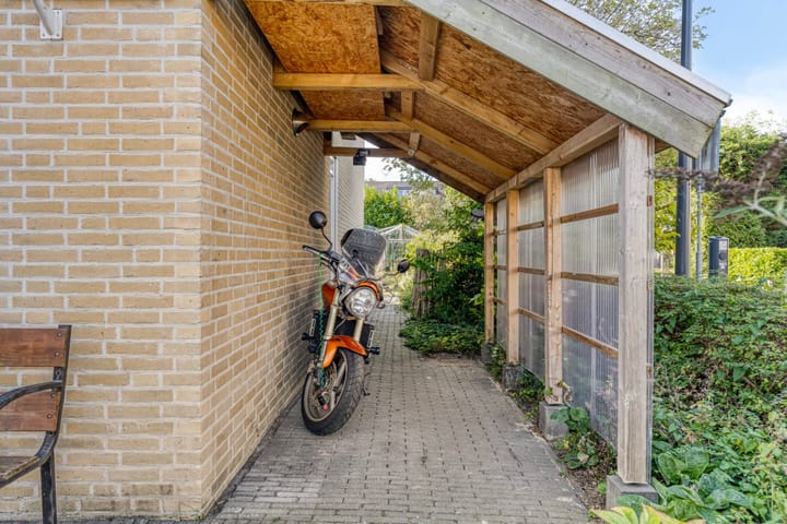 Foto 38 van Cosmeaduin 17