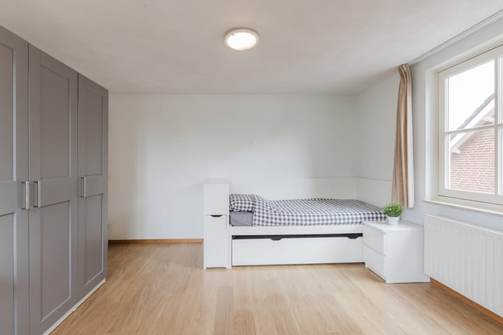 Foto 9 van Schoolstraat 6