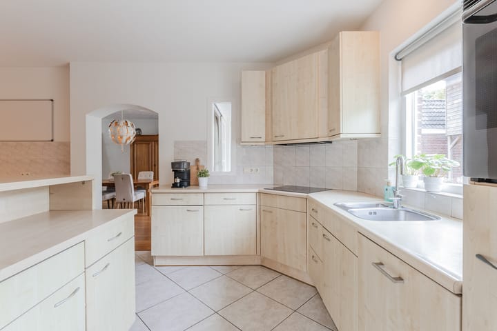 Foto 27 van Schoolstraat 6