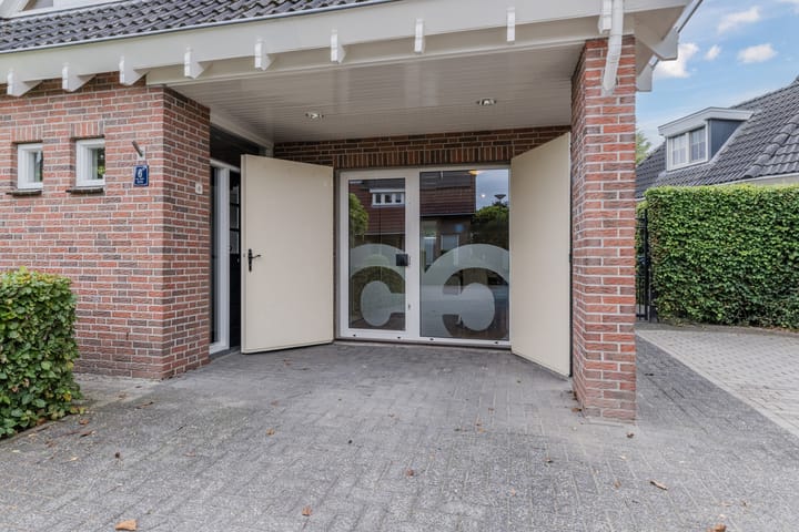 Foto 31 van Schoolstraat 6