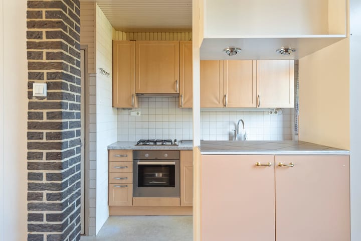 Photo 8 of Kennemerlandstraat 53