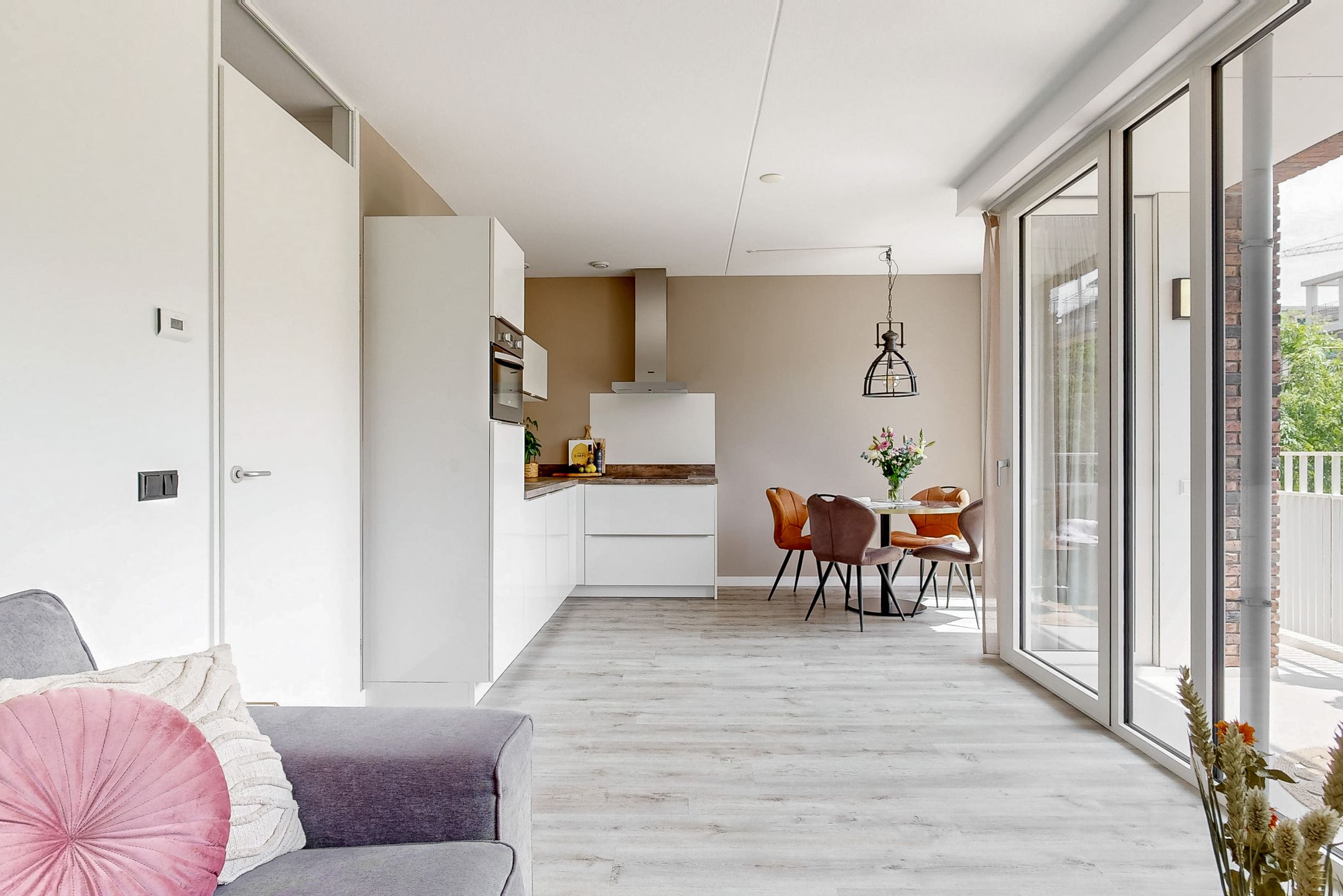 Foto 6 van Londenstraat 16