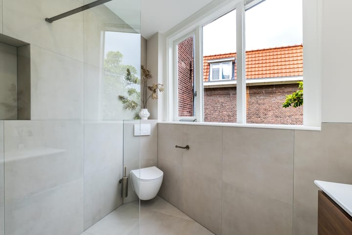 Foto 25 van Berglustlaan 14-B