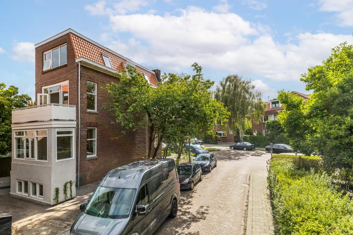 Foto 32 van Berglustlaan 14-B