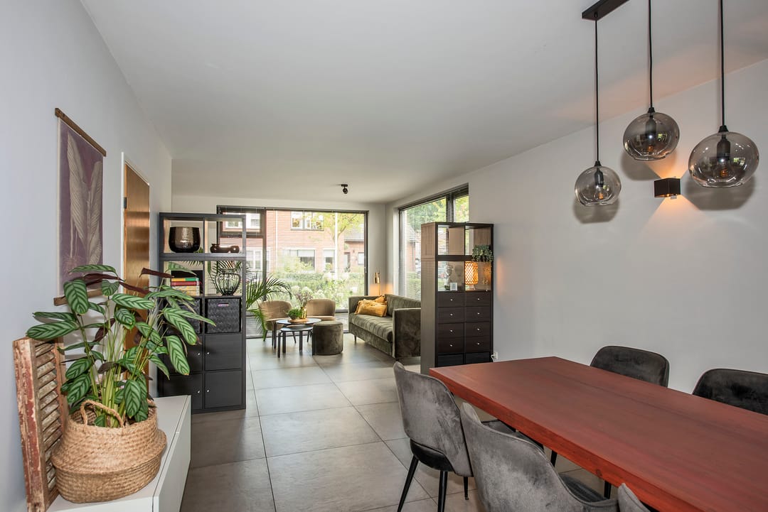 Photo 11 of Pastoor Petersstraat 75