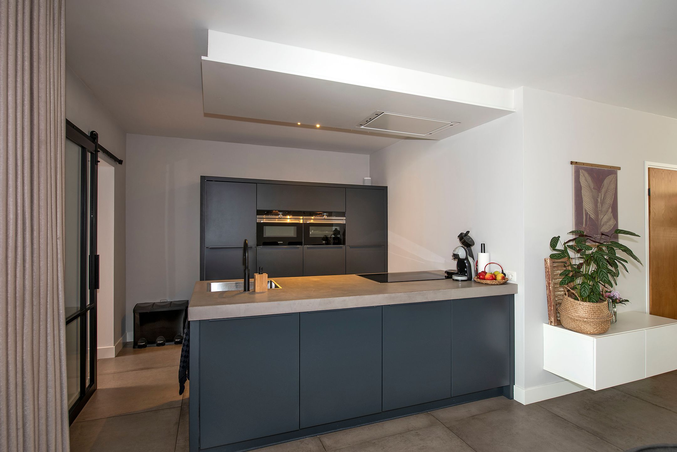 Photo 12 of Pastoor Petersstraat 75