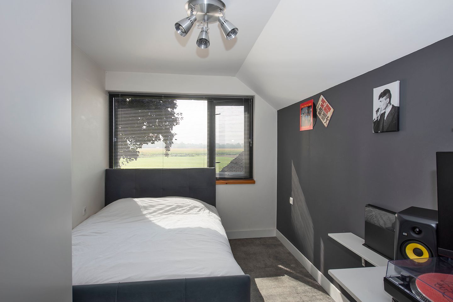 Photo 25 of Pastoor Petersstraat 75