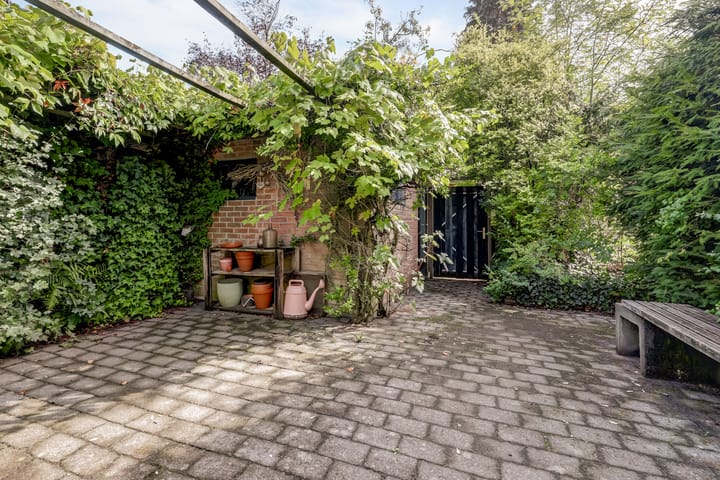 Photo 35 of Pastoor van Soevershemstraat 15