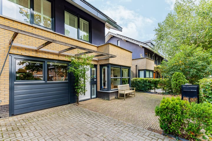 Foto 10 van Februaristraat 132