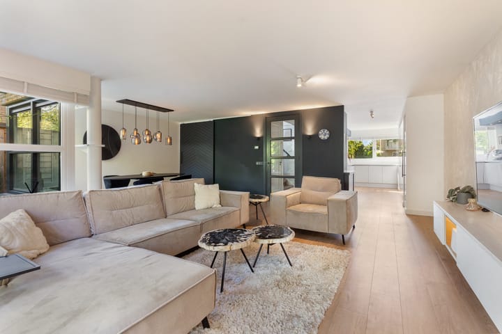 Foto 18 van Februaristraat 132