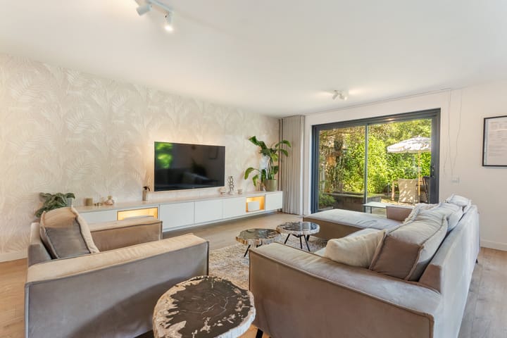 Foto 20 van Februaristraat 132