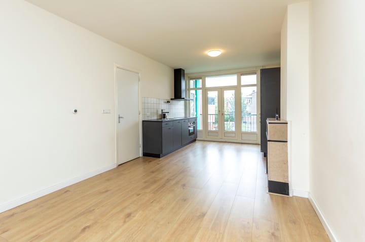 Foto 9 van Voornsevliet 11-C