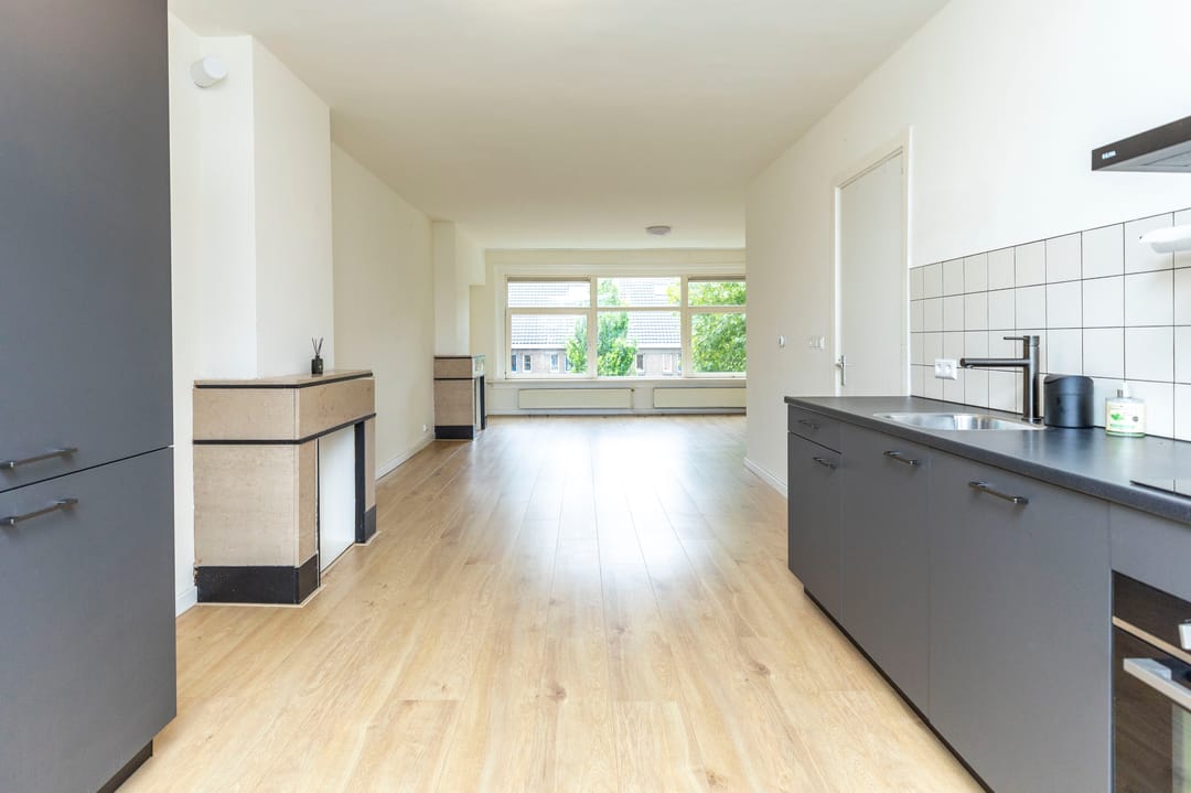 Foto 11 van Voornsevliet 11-C