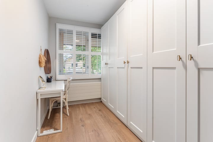 Foto 40 van Februaristraat 132