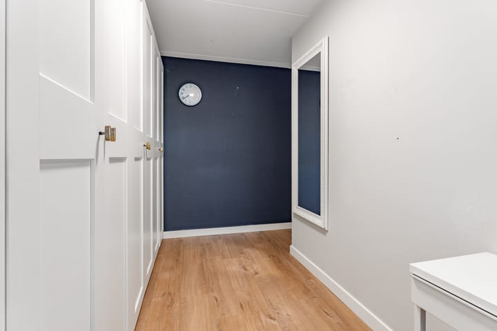 Foto 41 van Februaristraat 132